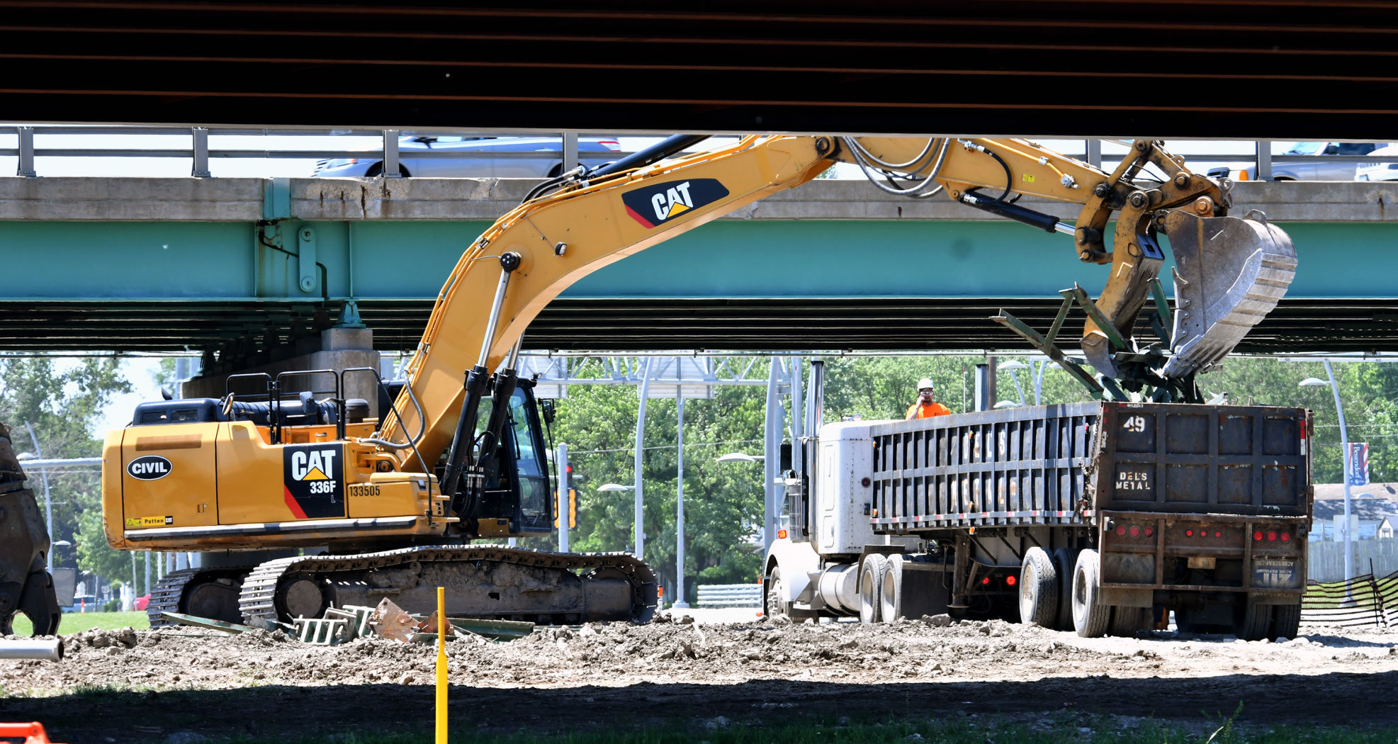 Construction on the new Interstate 74 bridge update.